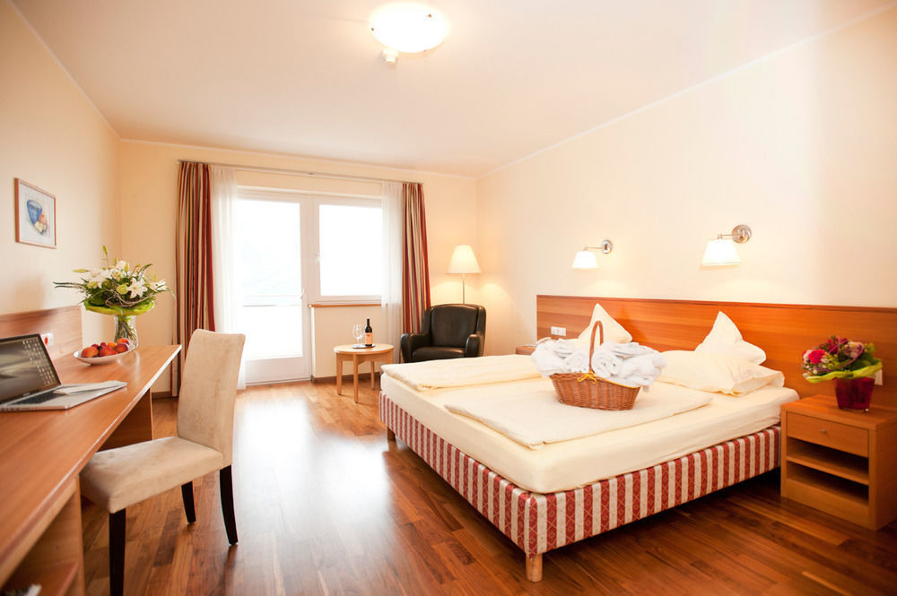 Hotel Eberle Bolzano Kültér fotó